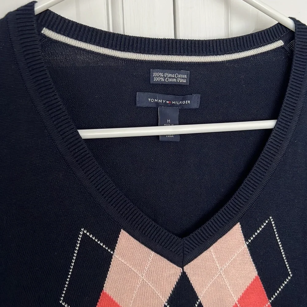 Tommy Hilfiger Argyle V-Neck Sweater - Picture 4 of 6